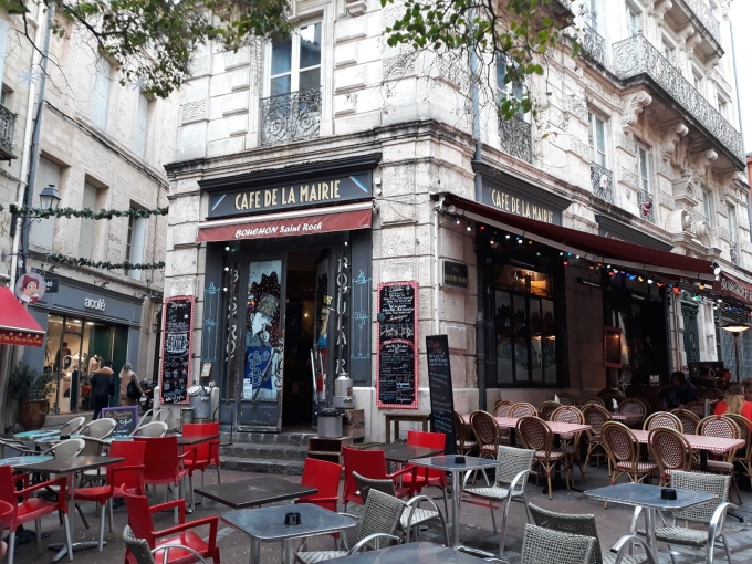 café-de-la-mairie-Montpellier